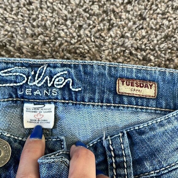 Silver jeans Tuesday capris size 26 - Picture 2 of 8